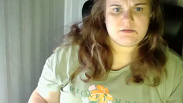 HollyXXEva online show from November 24, 12:32 am