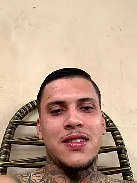 Ryanzl017 online show from November 14, 8:45 pm