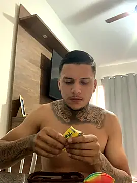 Ryanzl017 online show from November 15, 10:19 am