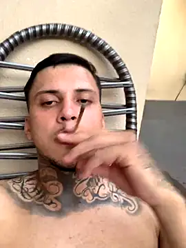 Ryanzl017 online show from November 27, 9:26 pm