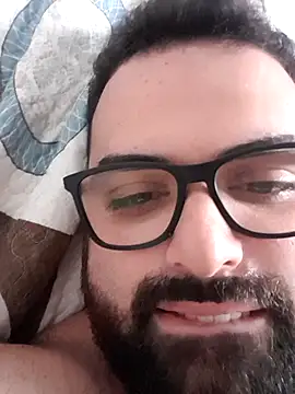 julianlondo111 online show from February 25, 11:04 pm