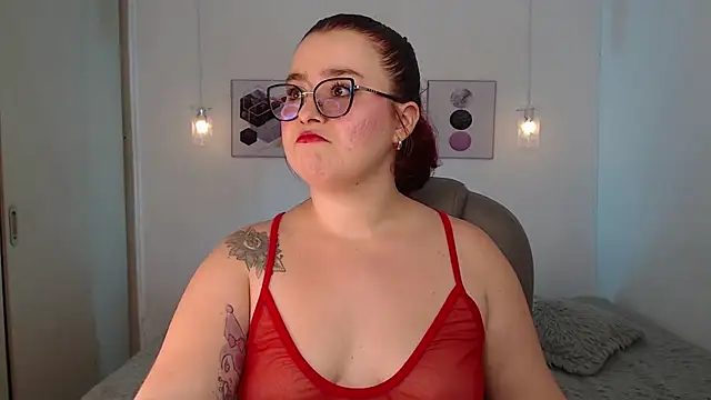 Snapshot of selene_rouse_ chatting on July 11, 11:27 pm selene rouse online show from July 11, 11:27 pm