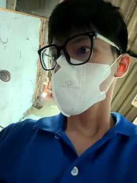 Snapshot of MEFUN- chatting on December 3, 12:23 am MEFUN- online show from December 3, 12:23 am