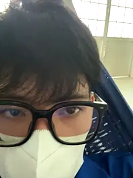 Snapshot of MEFUN- chatting on December 19, 7:44 am MEFUN- online show from December 19, 7:44 am