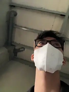 Snapshot of MEFUN- chatting on November 27, 7:53 am MEFUN- online show from November 27, 7:53 am