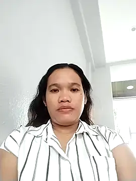 Snapshot of sweet_jinky123 chatting on November 16, 12:37 am sweet jinky123 online show from November 16, 12:37 am