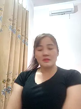 Little-Red123 online show from November 23, 7:51 am