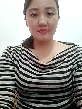 Little-Red123 online show from November 15, 3:54 am