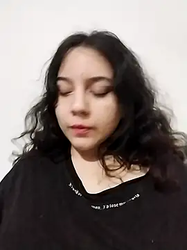 chibi love online show from January 17, 2:37 am