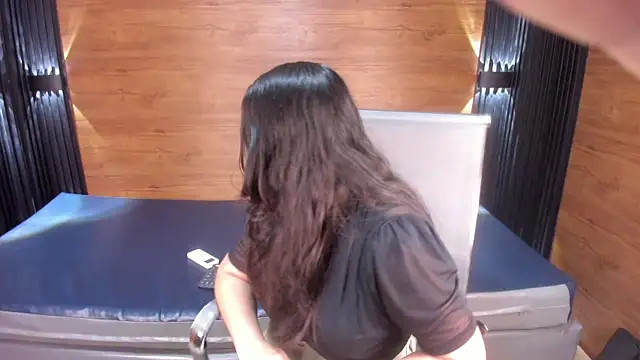 Snapshot of Karoll_Heart chatting on November 18, 7:06 pm Karoll Heart online show from November 18, 7:06 pm