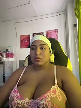 morena-2025 online show from June 11, 2:58 pm