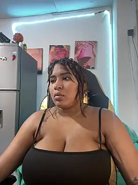 morena-2025 online show from June 17, 11:58 pm