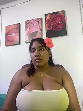 morena-2025 online show from April 24, 1:51 am