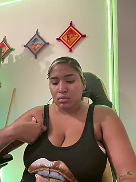 morena-2025 online show from July 19, 11:34 pm