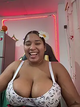 morena-2025 online show from July 5, 4:19 am