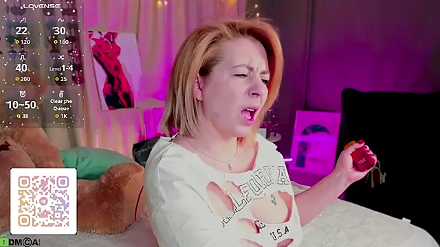 miss lisaaa online show from February 19, 2:08 am