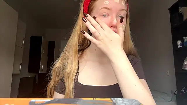 FerminaDepaula online show from November 14, 8:18 am