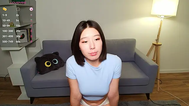 Snapshot of KokoMiu chatting on December 5, 2:48 pm KokoMiu online show from December 5, 2:48 pm