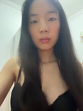 Snapshot of TinyBabe chatting on April 29, 2:10 pm TinyBabe online show from April 29, 2:10 pm