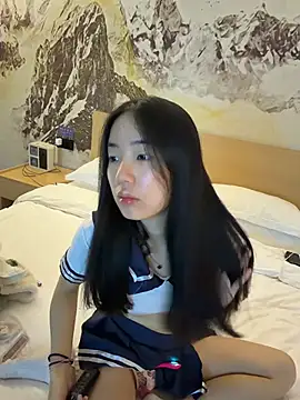 Snapshot of TinyBabe chatting on February 20, 12:51 pm TinyBabe online show from February 20, 12:51 pm