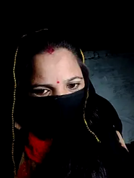 Bigg bhabi online show from December 3, 11:04 pm