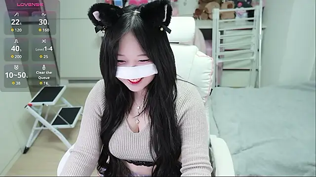 kimhyeona2005 online show from March 19, 12:05 pm