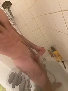 Snapshot of lucpompot chatting on November 24, 12:38 pm lucpompot online show from November 24, 12:38 pm