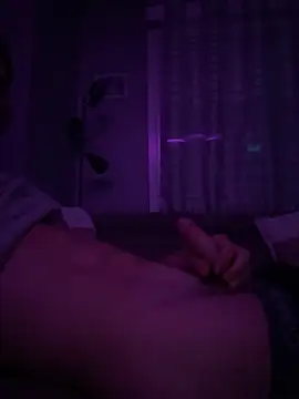 lucpompot online show from March 23, 8:14 am