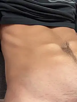 Snapshot of lucpompot chatting on November 14, 11:36 am lucpompot online show from November 14, 11:36 am