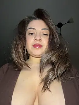 Lovynna online show from May 11, 6:49 pm