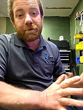 Snapshot of Txweld69 chatting on February 1, 7:50 am Txweld69 online show from February 1, 7:50 am