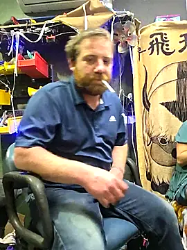 Snapshot of Txweld69 chatting on February 5, 7:48 am Txweld69 online show from February 5, 7:48 am