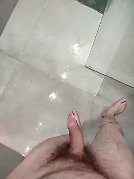 Snapshot of zaginiony1122 chatting on November 17, 8:24 pm zaginiony1122 online show from November 17, 8:24 pm