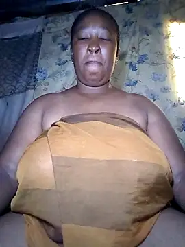 MissMoyo online show from November 20, 11:22 am