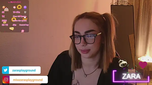 ZarasPlayground online show from April 28, 7:29 pm