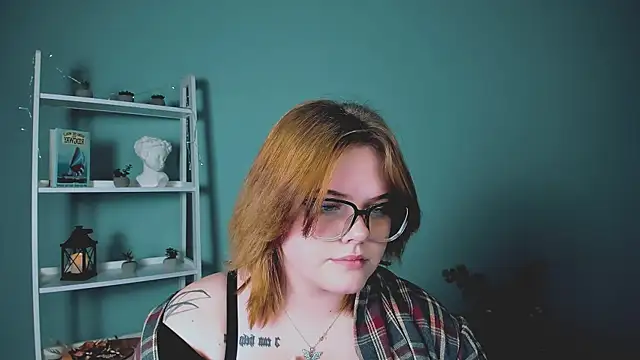 lika pop online show from November 23, 9:41 am