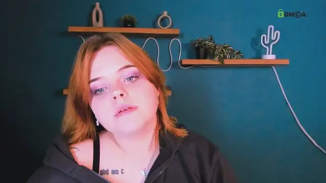 lika pop online show from November 18, 7:50 pm