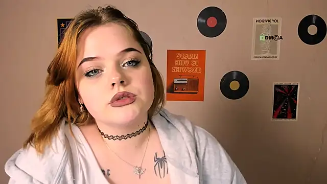 lika pop online show from November 17, 7:18 pm