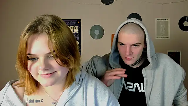 lika pop online show from November 25, 8:31 pm