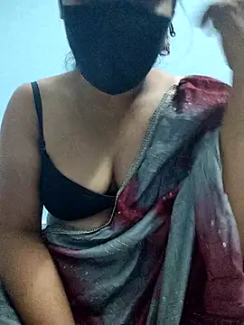 mahalaxmi teluguammai online show from December 3, 10:25 am