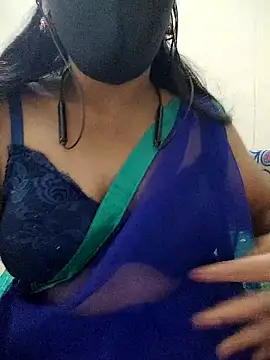 mahalaxmi teluguammai online show from December 4, 6:01 am