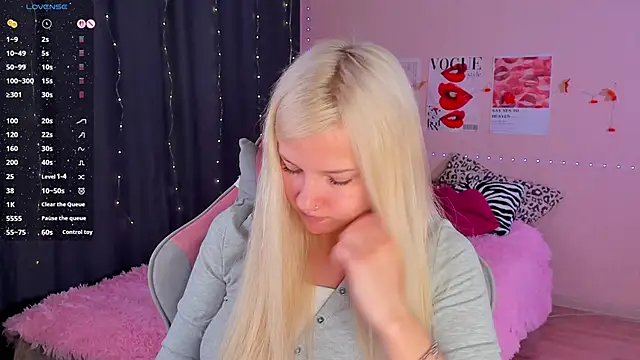 Snapshot of murmurmiace chatting on November 17, 6:39 am murmurmiace online show from November 17, 6:39 am