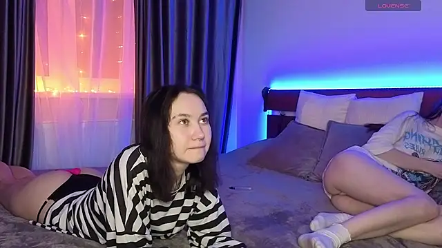 gollytiana online show from January 5, 5:27 pm