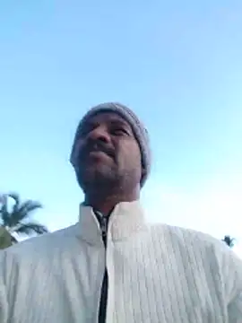 Snapshot of Paramkeerthi chatting on June 28, 1:39 pm Paramkeerthi online show from June 28, 1:39 pm