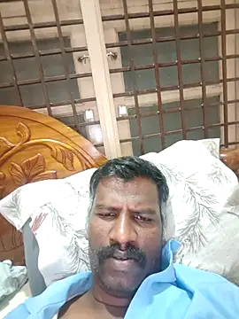 Snapshot of Paramkeerthi chatting on June 4, 3:28 pm Paramkeerthi online show from June 4, 3:28 pm