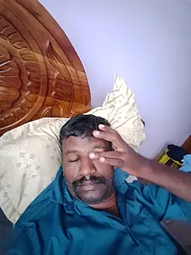 Snapshot of Paramkeerthi chatting on June 22, 2:39 am Paramkeerthi online show from June 22, 2:39 am