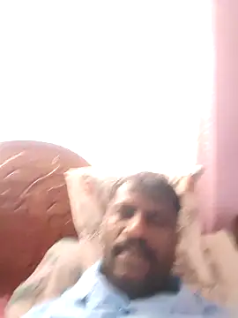 Snapshot of Paramkeerthi chatting on May 24, 7:41 am Paramkeerthi online show from May 24, 7:41 am
