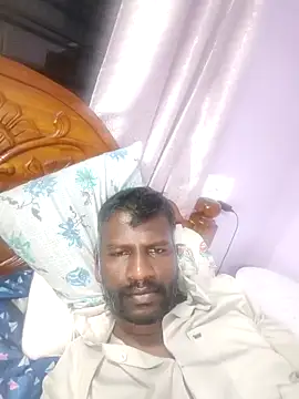 Snapshot of Paramkeerthi chatting on May 12, 4:35 pm Paramkeerthi online show from May 12, 4:35 pm