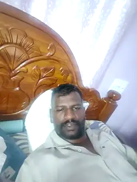 Snapshot of Paramkeerthi chatting on May 6, 1:15 pm Paramkeerthi online show from May 6, 1:15 pm