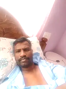Snapshot of Paramkeerthi chatting on May 21, 4:10 am Paramkeerthi online show from May 21, 4:10 am